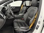 Volvo V60 T8 AWD Polestar Engineered 405PK | Pano | Memory | HuD | B&W | Sfeer | Virtual | 360° | Carplay | Trekhaak