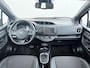 Toyota Yaris 1.5I Hybrid Aut. Premium Panoramadak Trekhaak Navi Camera Ecc Cruise Control Keyless Lane Assist Lmv Privacy Glas Isofix DAB USB Bluetooth Regen-Lichtsensor Dealeronderhouden Origineel Nederlandse Auto