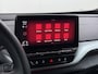Volkswagen ID.4 First 82kWh Trekhaak Warmtepomp SOH 90% Adap.Cruise Stoelverwarming Apple Carplay Android Auto Navi Ecc Camera Lmv 20" Voorruitverwarming Privacy Glas Led DAB 1.000KG Trekgewicht Origineel Nederlandse Auto