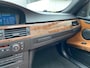BMW 3-Serie Cabrio 325i Navi / Leder / Keyless Entry en start / Comfort stoelen / PDC