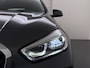 BMW 1-Serie 118i Aut. Sport Line Live cockpit pro Shadow-line Stoelverwarming Apple Carplay Android Auto Navi Ecc Cruise Control Pdc Business Edition Lmv 17" Led DAB Regen-Lichtsensor Verkeersbord detectie Rijstrooksensor Dealeronderhouden
