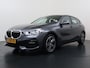 BMW 1-Serie 118i Aut. Sport Line Live cockpit pro Shadow-line Stoelverwarming Apple Carplay Android Auto Navi Ecc Cruise Control Pdc Business Edition Lmv 17" Led DAB Regen-Lichtsensor Verkeersbord detectie Rijstrooksensor Dealeronderhouden