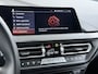 BMW 1-Serie 118i Aut. Sport Line Live cockpit pro Shadow-line Stoelverwarming Apple Carplay Android Auto Navi Ecc Cruise Control Pdc Business Edition Lmv 17" Led DAB Regen-Lichtsensor Verkeersbord detectie Rijstrooksensor Dealeronderhouden