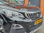 Peugeot 3008 1.2 PureTech Crossway Carplay Camera Trekhaak Navi 18"