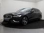 Volvo V60 T6 PLUG-IN HYBRID INSCRIPTION HARMAN KARDON 19INCH GETINT GLAS L