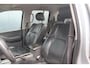 Nissan Navara 2.5 dCi LE Double C. 4X4 | Luchtvering | Trekhaak | Climate control | Cruise control | Navigatie | Bluetooth | Parkeersensoren |