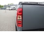 Nissan Navara 2.5 dCi LE Double C. 4X4 | Luchtvering | Trekhaak | Climate control | Cruise control | Navigatie | Bluetooth | Parkeersensoren |
