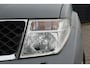 Nissan Navara 2.5 dCi LE Double C. 4X4 | Luchtvering | Trekhaak | Climate control | Cruise control | Navigatie | Bluetooth | Parkeersensoren |