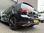 Volkswagen Golf 1.4 TSI Highline Business R Airco - Apple carplay - Schuifkanteldak - Parkeersensor - Stoelverwarming - Navigatie - Achteruitrijcamera - Mistlampen - Cruise control - Licht metalen velgen 17 inch - Led verlichting - Blu - Dakspoiler - Elektrische ramen - Stuur leder - Stuur multifunctioneel