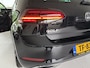 Volkswagen Golf 1.4 TSI Highline Business R Airco - Apple carplay - Schuifkanteldak - Parkeersensor - Stoelverwarming - Navigatie - Achteruitrijcamera - Mistlampen - Cruise control - Licht metalen velgen 17 inch - Led verlichting - Blu - Dakspoiler - Elektrische ramen - Stuur leder - Stuur multifunctioneel