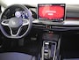 Volkswagen Golf 1.5 eHybrid Style Edition | IQ Light l Panoramadak | Achteruitrijcamera | Parkeer assistent | Apple carplay Android auto | Cruise control adaptief | Stoel/stuurverwarming | Keyless entry/start | DAB | 18"LMV