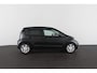 Volkswagen Up! 1.0 BMT high > 75pk!/Cruise control/Stoelverwarming/LM velgen