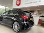 Mercedes-Benz A-klasse 180 Ambition,AMG Line,Automaat,Panoramadak,Navigatie,Parkeerassistent,Climate&Cruisecontrol,Spraakbediening,Leder/Alcantara,Stoelverwarming,18 Inch Lmv,Nieuwstaat !!!