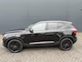 Volvo XC40 1.5 T4 Plug-in hybrid Ultimate Dark (Elektrisch Schuifdak - Trekhaak - Harman/Kardon - Leder incl verwarming/geheugen - Elektrische Klep - 19"Zwart - Adaptieve Cruise Controle)