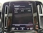 Volvo XC40 1.5 T4 Plug-in hybrid Ultimate Dark (Elektrisch Schuifdak - Trekhaak - Harman/Kardon - Leder incl verwarming/geheugen - Elektrische Klep - 19"Zwart - Adaptieve Cruise Controle)