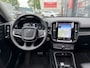 Volvo XC40 1.5 T4 Plug-in hybrid Ultimate Dark (Elektrisch Schuifdak - Trekhaak - Harman/Kardon - Leder incl verwarming/geheugen - Elektrische Klep - 19"Zwart - Adaptieve Cruise Controle)
