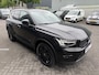 Volvo XC40 1.5 T4 Plug-in hybrid Ultimate Dark (Elektrisch Schuifdak - Trekhaak - Harman/Kardon - Leder incl verwarming/geheugen - Elektrische Klep - 19"Zwart - Adaptieve Cruise Controle)