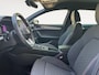 SEAT Leon Sportstourer 1.5 eTSI FR | Navigatie | Carplay | Parkeercamera | Trekhaak| Ambiant Light | Digi Dashboard