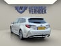 Toyota Corolla Touring Sports 2.0 Hybrid Business Intro Trekhaak - NL Auto - Carplay