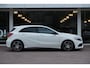 Mercedes-Benz A-klasse 200 d 136pk Aut. AMG-Line | Navi | Panoramadak | Camera | Cruise | Climate | PDC