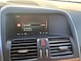 Volvo XC60 2.0 T5 FWD Ocean Race Airco | Camera | Cruise Control | Elktrische Stoelen | LMV 18" | Leer | Navi | PDC V&A | Pano | Stoel-Stuurverwarming |