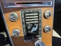 Volvo XC60 2.0 T5 FWD Ocean Race Airco | Camera | Cruise Control | Elktrische Stoelen | LMV 18" | Leer | Navi | PDC V&A | Pano | Stoel-Stuurverwarming |