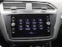 Volkswagen Tiguan 1.5 TSI Life Business 150PK DSG Trekhaak, Achteruitrijcamera, 17" LM Velgen, Stoelverwarming, Navi, Adatpieve Cruise Control