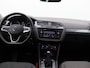 Volkswagen Tiguan 1.5 TSI Life Business 150PK DSG Trekhaak, Achteruitrijcamera, 17" LM Velgen, Stoelverwarming, Navi, Adatpieve Cruise Control