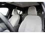 Volvo EC40 Single Motor Extended Range Business Edition 82kWh | **17% BIJTELLING**| Panoramadak | Verwarmbare voorstoelen & stuurwiel | Apple carplay/Android auto | 360 graden camera | Warmtepomp | Adaptive cruise control
