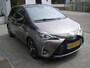 Toyota Yaris Hybrid Bi-Tone panorama 28.000 km