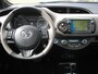 Toyota Yaris Hybrid Bi-Tone panorama 28.000 km