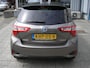 Toyota Yaris Hybrid Bi-Tone panorama 28.000 km