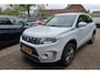 Suzuki Vitara 1.4 Boosterjet Select Smart Hybrid Metallic wit. o.a. camera, carplay, navi, adap.cruise, stoelverw, trekhaak, etc.