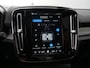 Volvo XC40 Recharge P8 AWD R-Design 408 Pk Automaat Navi / DAB / Pano-dak / Apple Carplay / Camera / Trekhaak / SOH 92,9%