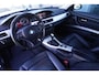 BMW 3-Serie 325i * GERESERVEERD ** 6-Cilinder*Automaat*Schuifdak*Xenon*Memory*PDC*NaviPro