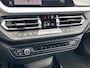 BMW 1-Serie BWJ 2021 | 118i 136PK High Ex. AUTOMAAT | LEER | M-PAKKET | CLIMA | NAVI | SPORTSTOELEN | 18'' LMV | STOELVERW | CARPLAY |