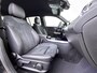 Mercedes-Benz GLB 180 AMG // Nightpakket // Sfeerverlichting // 19" AMG Velgen // Camera // Elek. Achterklep