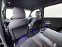 Mercedes-Benz GLB 180 AMG // Nightpakket // Sfeerverlichting // 19" AMG Velgen // Camera // Elek. Achterklep