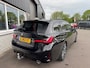 BMW 3-Serie 318I M-sport Touring G21 Facelift Widescreen Carplay Leder Trekhaak origineel Nederlands