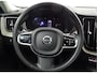 Volvo XC60 2.0 Recharge T6 AWD Inscription: eventueel trekhaak montage mogelijk, pano/ schuifdak, connect edition, rijass pakket driver assistance, cruise met afstandregeling  en innitiatie van noodremming, intell light sys, verwarmde  xenium pakket, ionisator luchtreiniging, draadloos telefoonoplader,  zijruiten verduisterd, Harman Kardon installatie, keyless entry, stuurverw, stoelverw, Apple Carplay, elec koffersluiting
