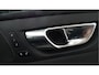 Volvo XC60 2.0 Recharge T6 AWD Inscription: eventueel trekhaak montage mogelijk, pano/ schuifdak, connect edition, rijass pakket driver assistance, cruise met afstandregeling  en innitiatie van noodremming, intell light sys, verwarmde  xenium pakket, ionisator luchtreiniging, draadloos telefoonoplader,  zijruiten verduisterd, Harman Kardon installatie, keyless entry, stuurverw, stoelverw, Apple Carplay, elec koffersluiting