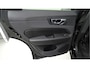 Volvo XC60 2.0 Recharge T6 AWD Inscription: eventueel trekhaak montage mogelijk, pano/ schuifdak, connect edition, rijass pakket driver assistance, cruise met afstandregeling  en innitiatie van noodremming, intell light sys, verwarmde  xenium pakket, ionisator luchtreiniging, draadloos telefoonoplader,  zijruiten verduisterd, Harman Kardon installatie, keyless entry, stuurverw, stoelverw, Apple Carplay, elec koffersluiting