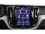 Volvo XC60 2.0 Recharge T6 AWD Inscription: eventueel trekhaak montage mogelijk, pano/ schuifdak, connect edition, rijass pakket driver assistance, cruise met afstandregeling  en innitiatie van noodremming, intell light sys, verwarmde  xenium pakket, ionisator luchtreiniging, draadloos telefoonoplader,  zijruiten verduisterd, Harman Kardon installatie, keyless entry, stuurverw, stoelverw, Apple Carplay, elec koffersluiting