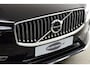 Volvo XC60 2.0 Recharge T6 AWD Inscription: eventueel trekhaak montage mogelijk, pano/ schuifdak, connect edition, rijass pakket driver assistance, cruise met afstandregeling  en innitiatie van noodremming, intell light sys, verwarmde  xenium pakket, ionisator luchtreiniging, draadloos telefoonoplader,  zijruiten verduisterd, Harman Kardon installatie, keyless entry, stuurverw, stoelverw, Apple Carplay, elec koffersluiting