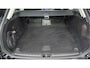 Volvo XC60 2.0 Recharge T6 AWD Inscription: eventueel trekhaak montage mogelijk, pano/ schuifdak, connect edition, rijass pakket driver assistance, cruise met afstandregeling  en innitiatie van noodremming, intell light sys, verwarmde  xenium pakket, ionisator luchtreiniging, draadloos telefoonoplader,  zijruiten verduisterd, Harman Kardon installatie, keyless entry, stuurverw, stoelverw, Apple Carplay, elec koffersluiting