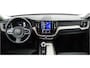 Volvo XC60 2.0 Recharge T6 AWD Inscription: eventueel trekhaak montage mogelijk, pano/ schuifdak, connect edition, rijass pakket driver assistance, cruise met afstandregeling  en innitiatie van noodremming, intell light sys, verwarmde  xenium pakket, ionisator luchtreiniging, draadloos telefoonoplader,  zijruiten verduisterd, Harman Kardon installatie, keyless entry, stuurverw, stoelverw, Apple Carplay, elec koffersluiting