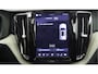 Volvo XC60 2.0 Recharge T6 AWD Inscription: eventueel trekhaak montage mogelijk, pano/ schuifdak, connect edition, rijass pakket driver assistance, cruise met afstandregeling  en innitiatie van noodremming, intell light sys, verwarmde  xenium pakket, ionisator luchtreiniging, draadloos telefoonoplader,  zijruiten verduisterd, Harman Kardon installatie, keyless entry, stuurverw, stoelverw, Apple Carplay, elec koffersluiting