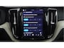 Volvo XC60 2.0 Recharge T6 AWD Inscription: eventueel trekhaak montage mogelijk, pano/ schuifdak, connect edition, rijass pakket driver assistance, cruise met afstandregeling  en innitiatie van noodremming, intell light sys, verwarmde  xenium pakket, ionisator luchtreiniging, draadloos telefoonoplader,  zijruiten verduisterd, Harman Kardon installatie, keyless entry, stuurverw, stoelverw, Apple Carplay, elec koffersluiting