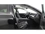 Volvo XC60 2.0 Recharge T6 AWD Inscription: eventueel trekhaak montage mogelijk, pano/ schuifdak, connect edition, rijass pakket driver assistance, cruise met afstandregeling  en innitiatie van noodremming, intell light sys, verwarmde  xenium pakket, ionisator luchtreiniging, draadloos telefoonoplader,  zijruiten verduisterd, Harman Kardon installatie, keyless entry, stuurverw, stoelverw, Apple Carplay, elec koffersluiting