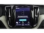 Volvo XC60 2.0 Recharge T6 AWD Inscription: eventueel trekhaak montage mogelijk, pano/ schuifdak, connect edition, rijass pakket driver assistance, cruise met afstandregeling  en innitiatie van noodremming, intell light sys, verwarmde  xenium pakket, ionisator luchtreiniging, draadloos telefoonoplader,  zijruiten verduisterd, Harman Kardon installatie, keyless entry, stuurverw, stoelverw, Apple Carplay, elec koffersluiting